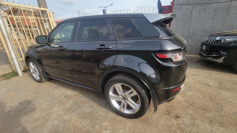 Thumbnail 7 of 2012 Land Rover Range Rover evogue